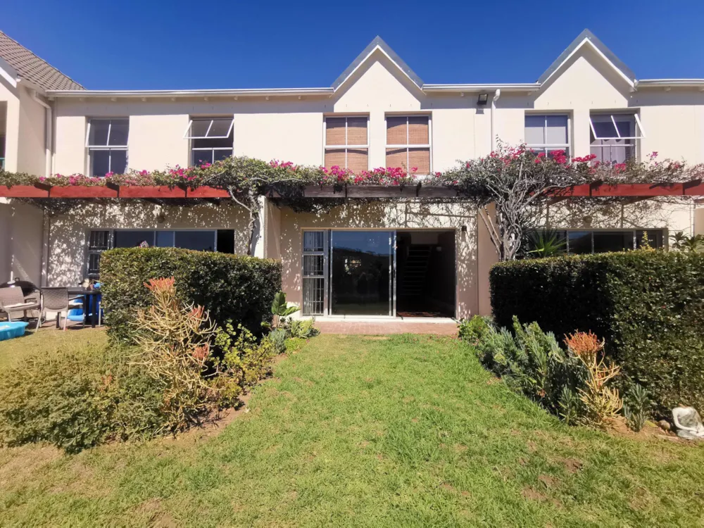 Double-storey apartment let in Vredehoek - CBL1751448 Double-storey apartment let in Vredehoek - CBL1751448