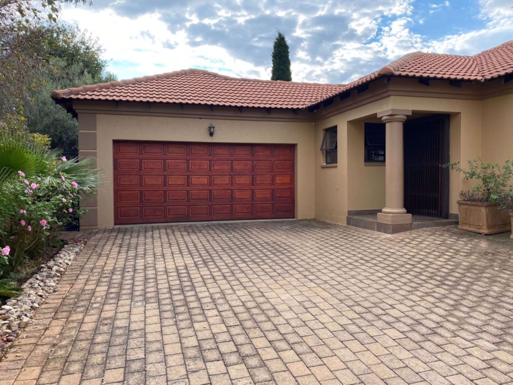 House for sale in Brentwood Park, Benoni - EN1720881