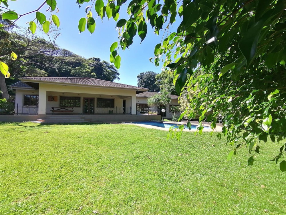 House for sale in Umtentweni - 1PSH1708506 House for sale in Umtentweni - 1PSH1708506