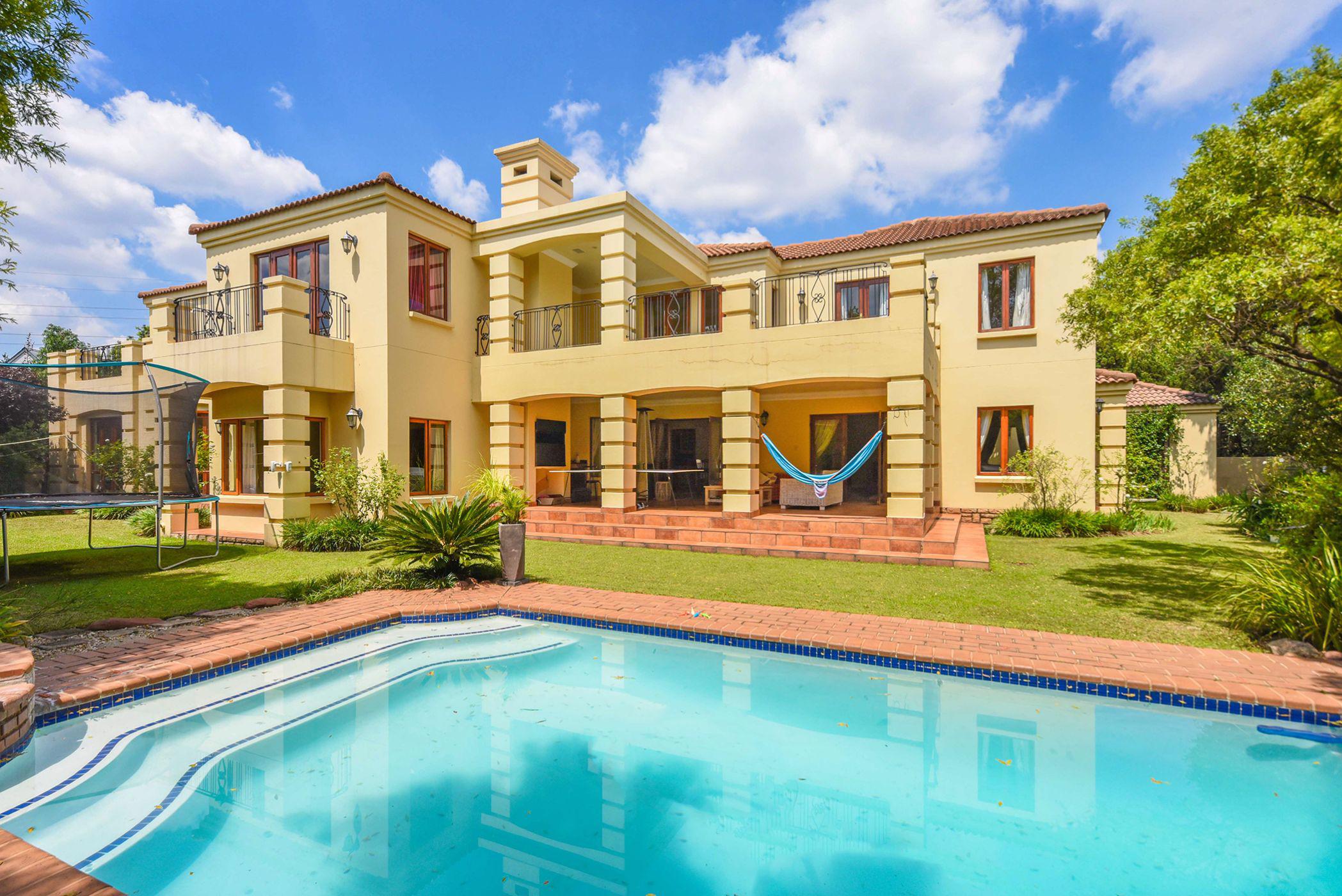 Double-storey house for sale in Dainfern Golf Estate - FW1711041