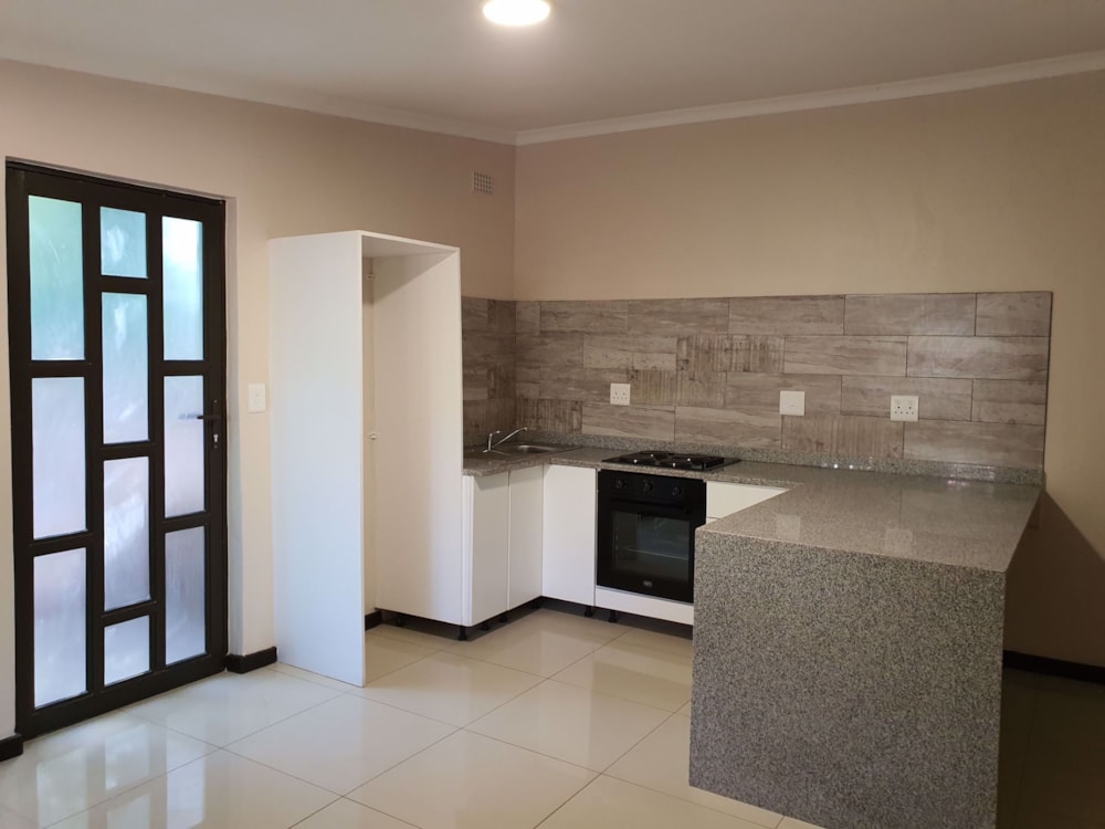 Cottage let in Bothas Hill - 1KF1688679 Cottage let in Bothas Hill - 1KF1688679