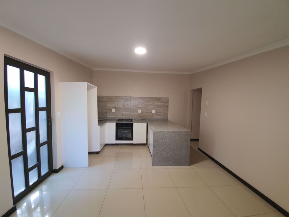 Cottage let in Bothas Hill - 1KF1688679 Cottage let in Bothas Hill - 1KF1688679