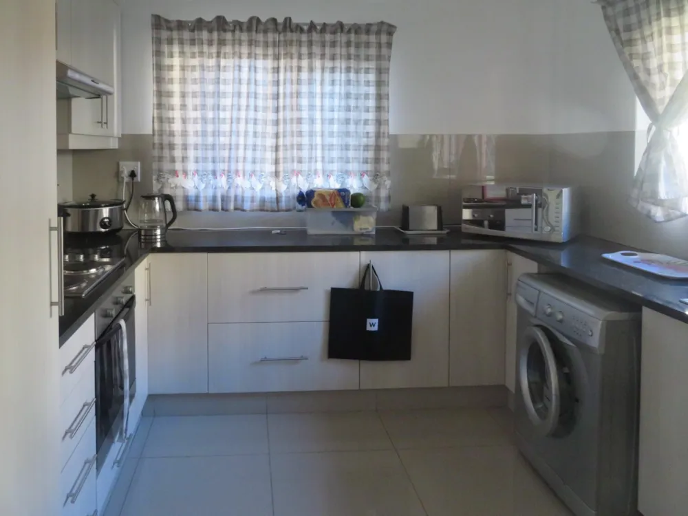 Townhouse for sale in Waterfall, Upper Highway - 1KF1646899