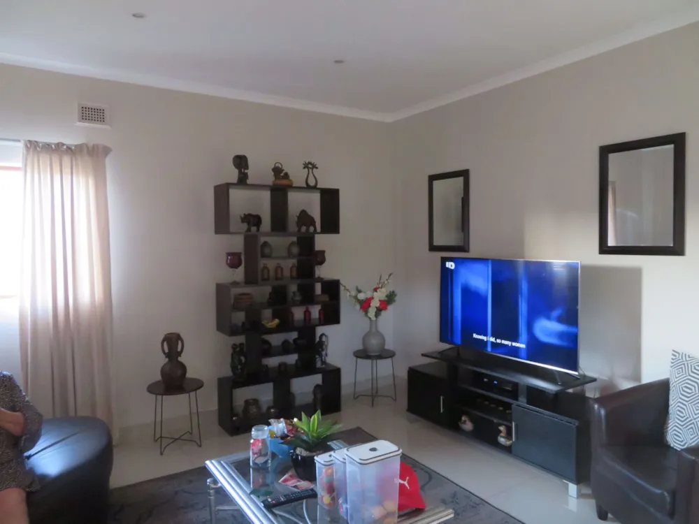 Townhouse for sale in Waterfall, Upper Highway - 1KF1646899