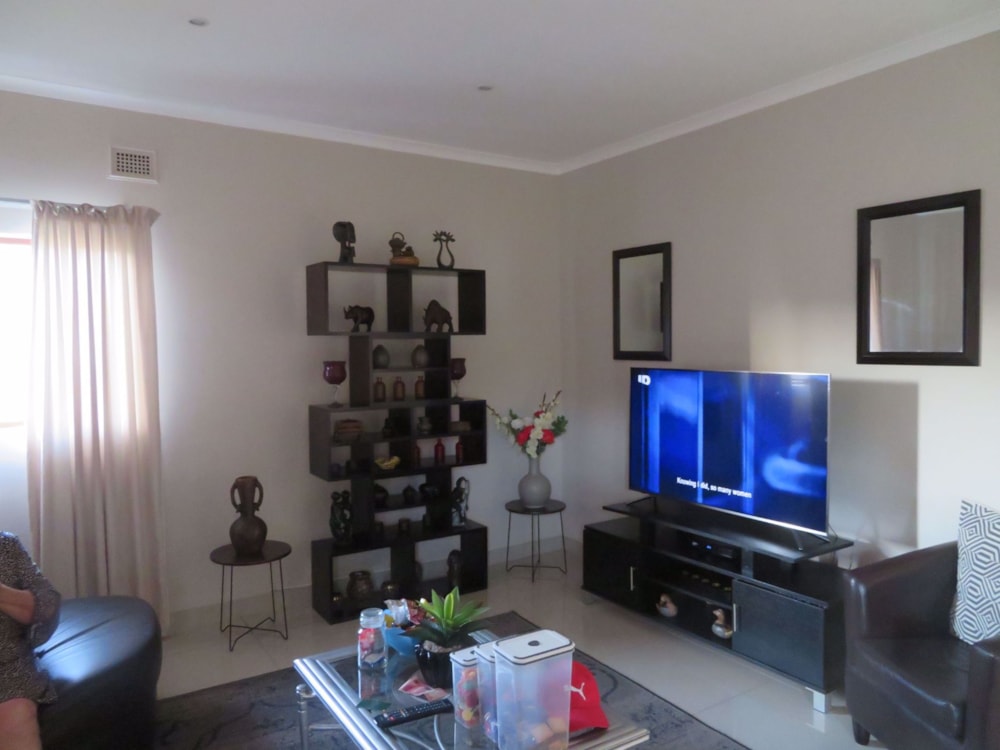 Townhouse for sale in Waterfall, Upper Highway - 1KF1646899