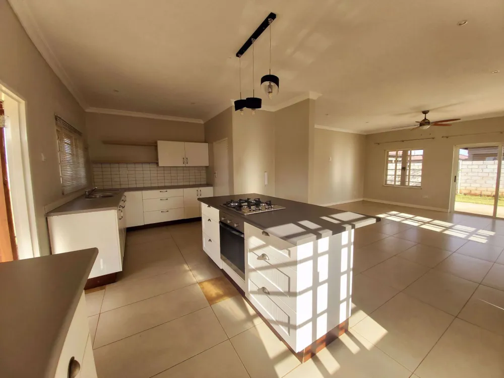 Garden cottage to rent in Leopards Hill, Zambia - 3ZA1745830 Garden cottage to rent in Leopards Hill, Zambia - 3ZA1745830