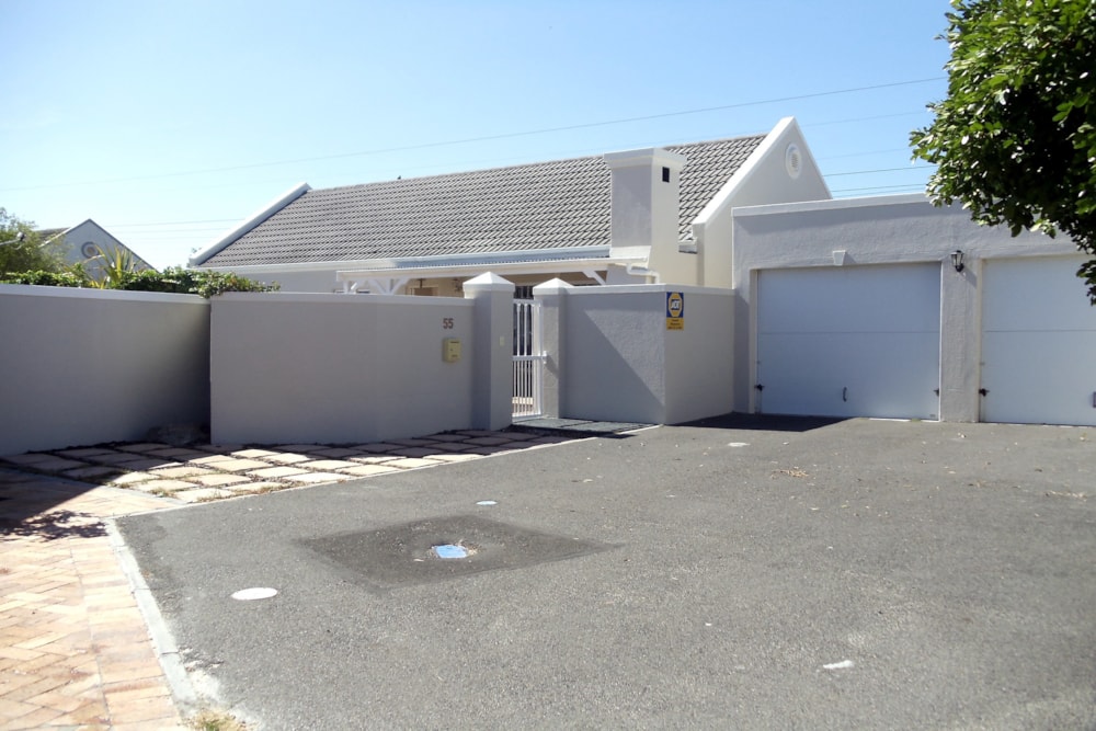 Single-storey house to rent in Sunningdale, Blouberg - 1TV1729491