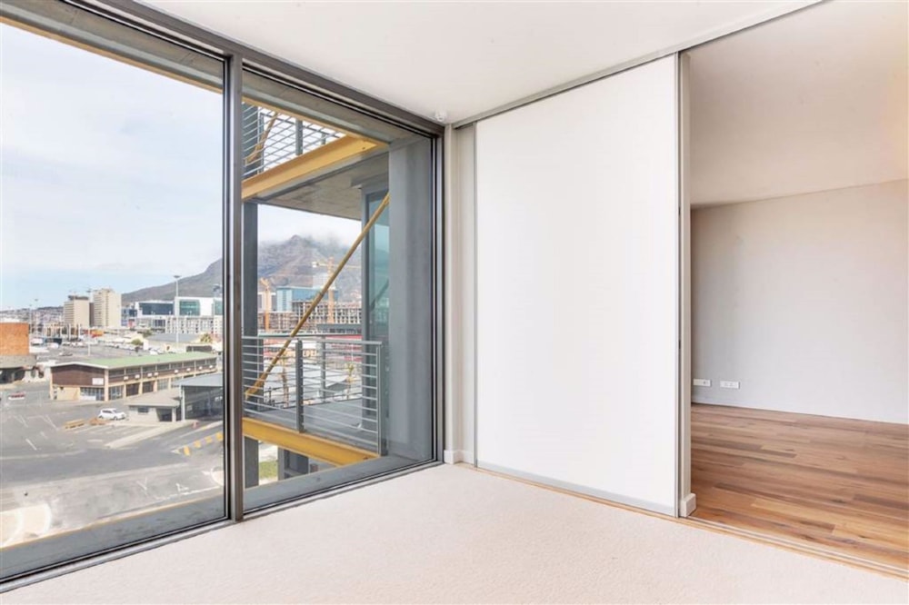 Apartment for sale in Waterfront, Cape Town - AS1718872