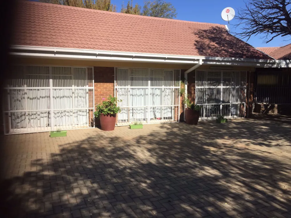 Townhouse for sale in Universitas - 1BX1681903 Townhouse for sale in Universitas - 1BX1681903