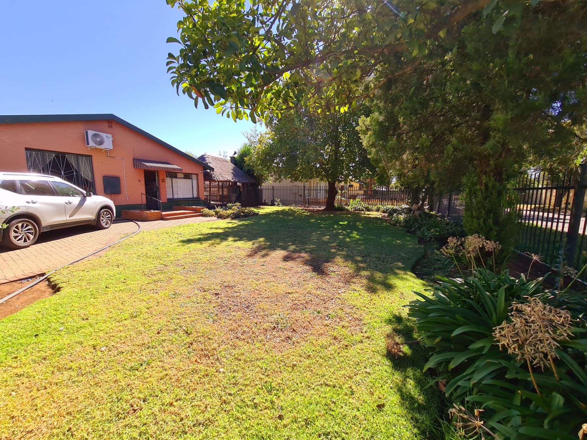 House let in Uitsig, Bloemfontein - 1BX1706206