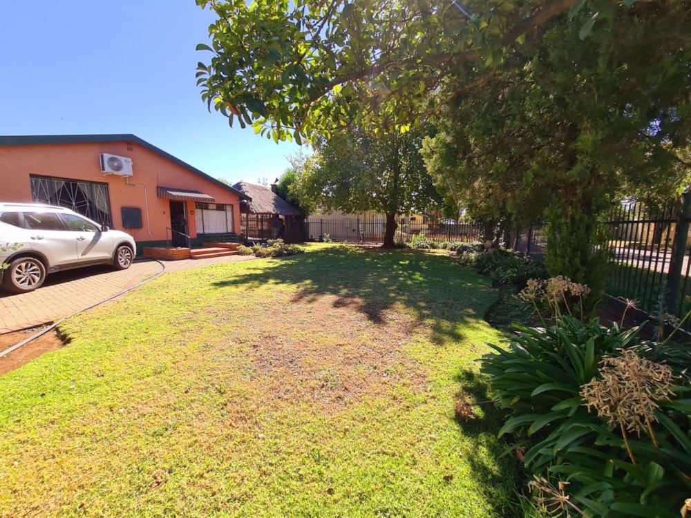 House let in Uitsig, Bloemfontein - 1BX1706206 House let in Uitsig, Bloemfontein - 1BX1706206