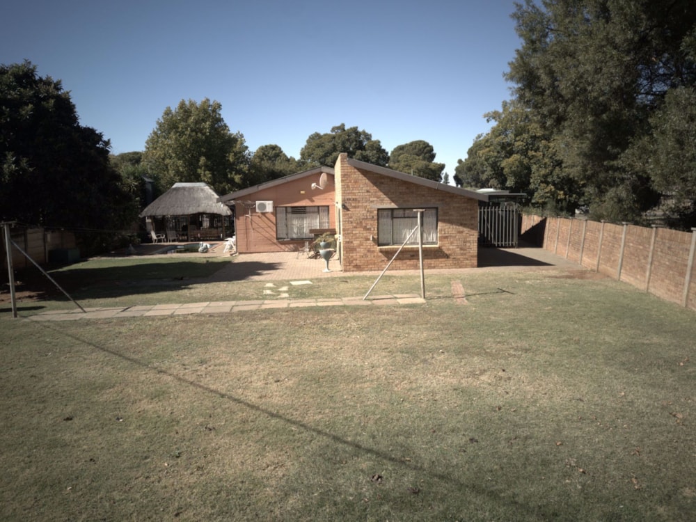 House let in Uitsig, Bloemfontein - 1BX1706206 House let in Uitsig, Bloemfontein - 1BX1706206