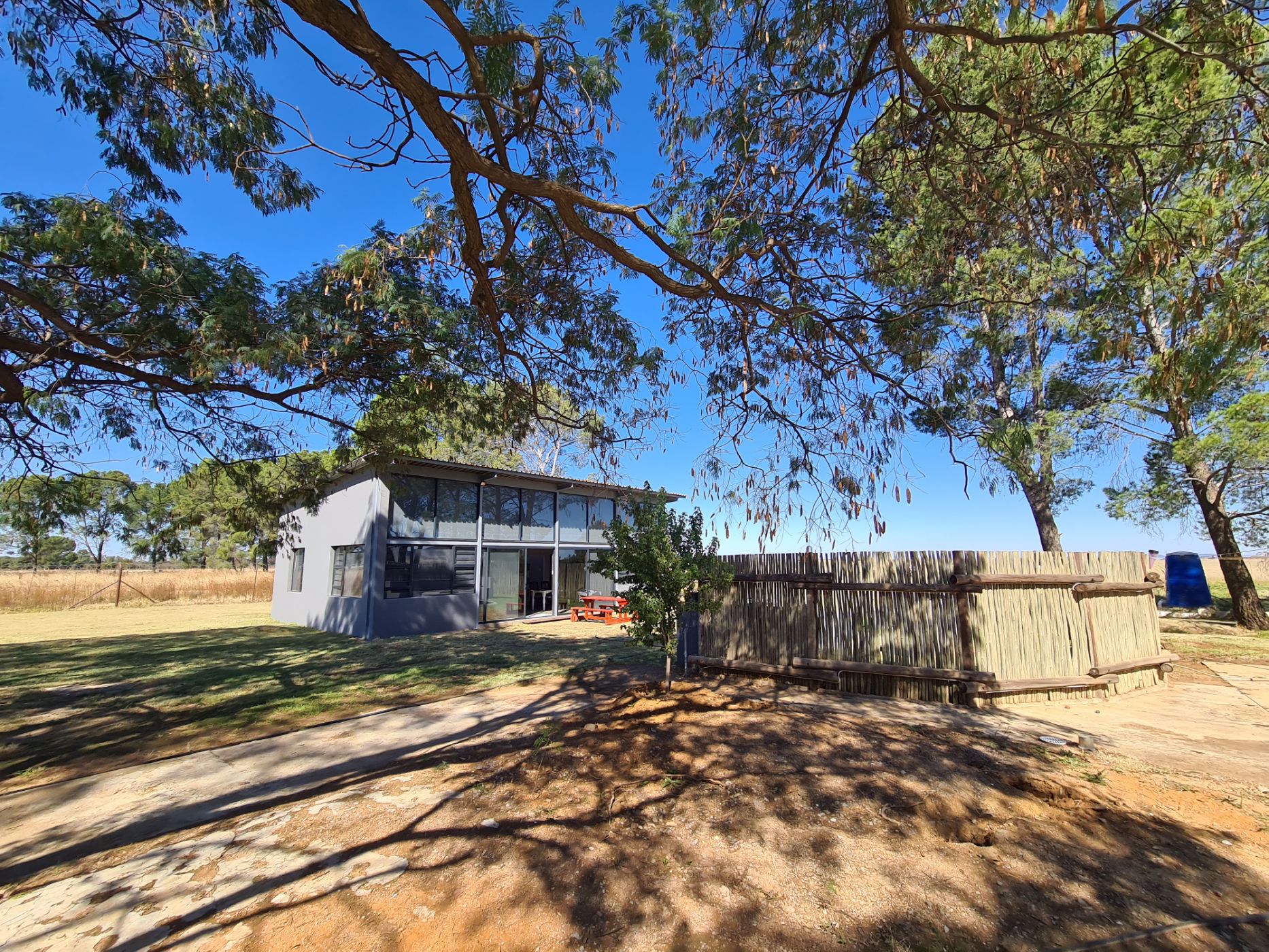 Mixed use farm sold in Bloemdal - 1BX1648862