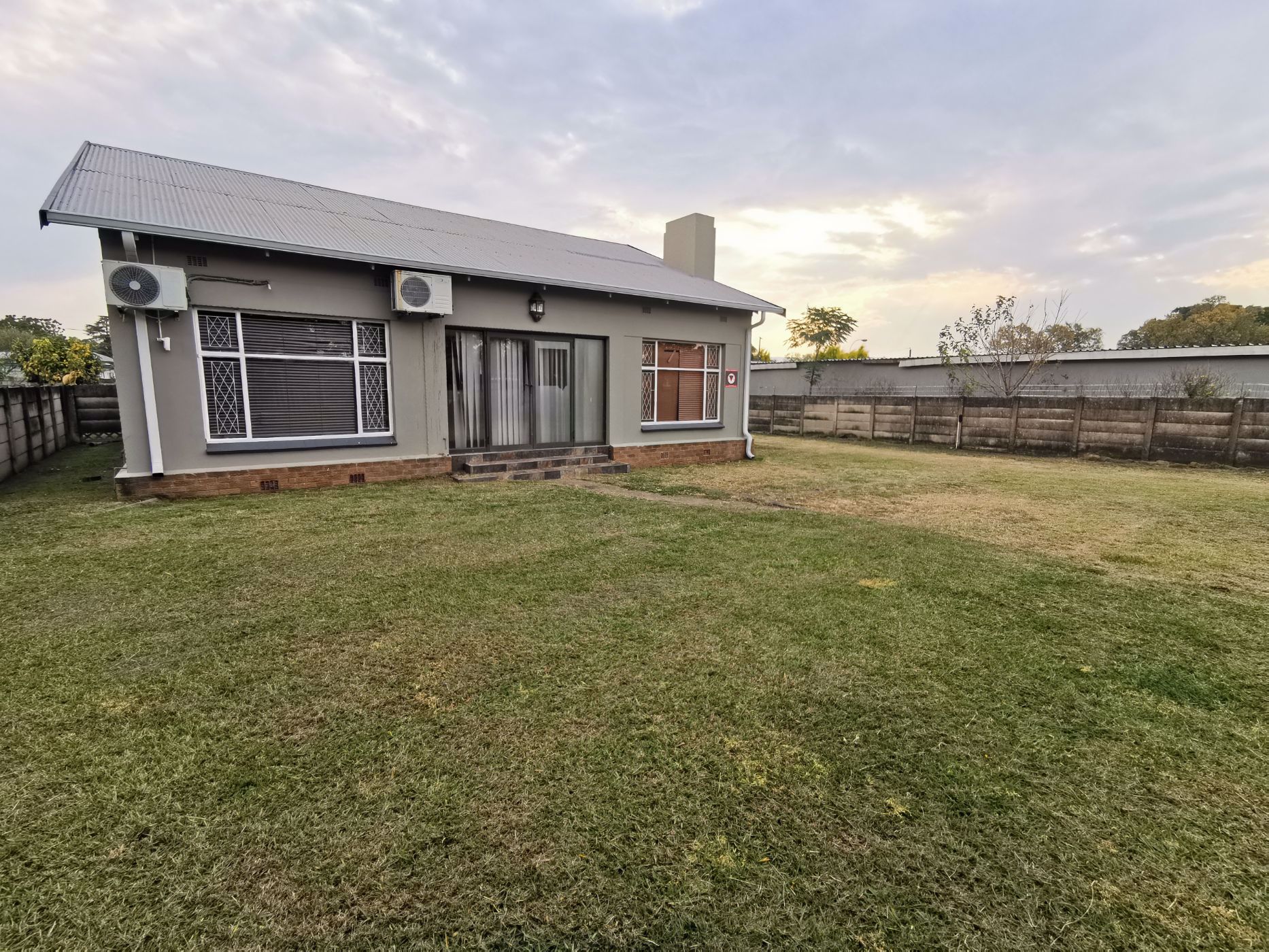 House for sale in Newcastle - 1NW1654753