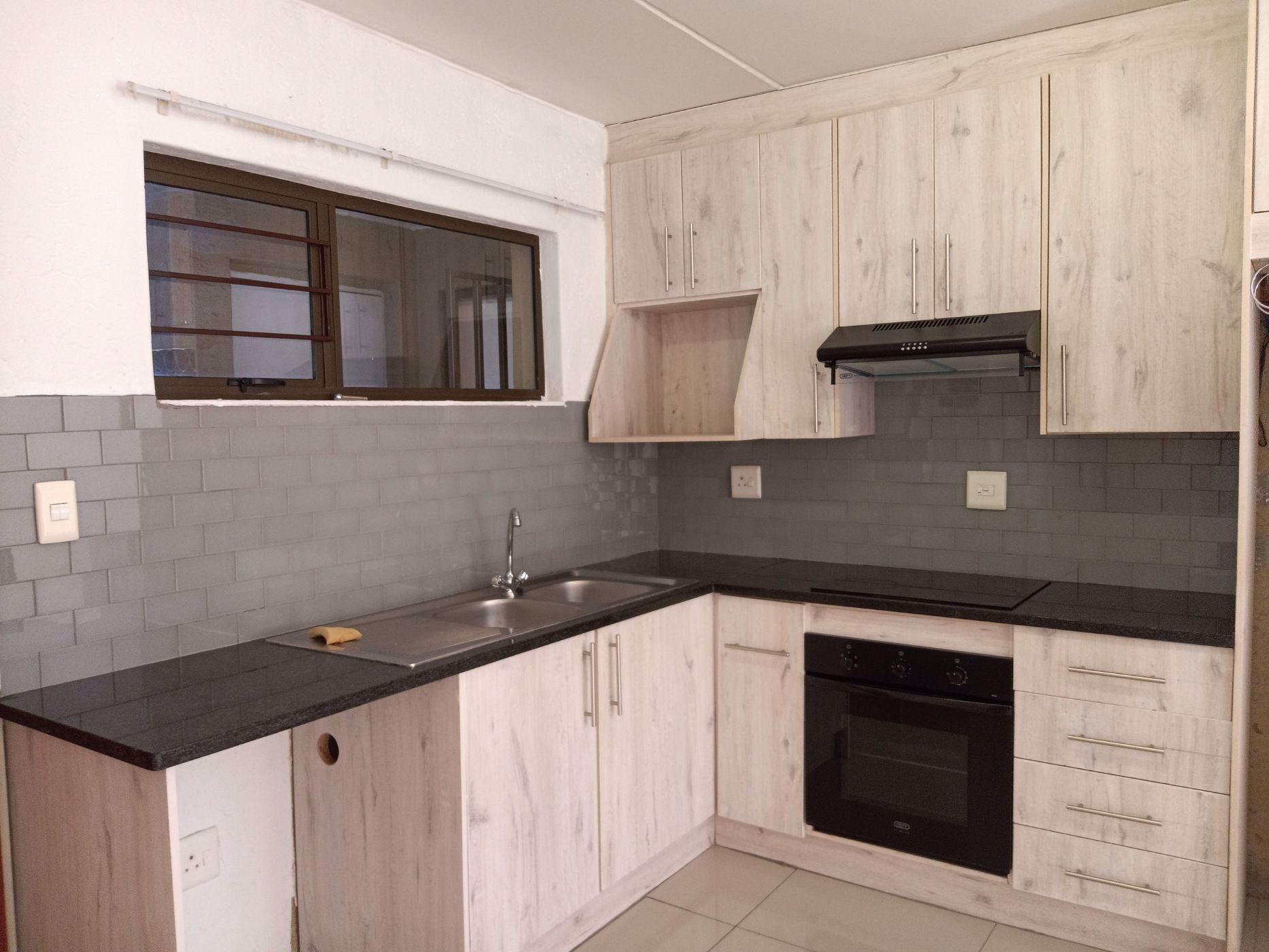 Apartment to rent in Sunninghill - FYL1725410