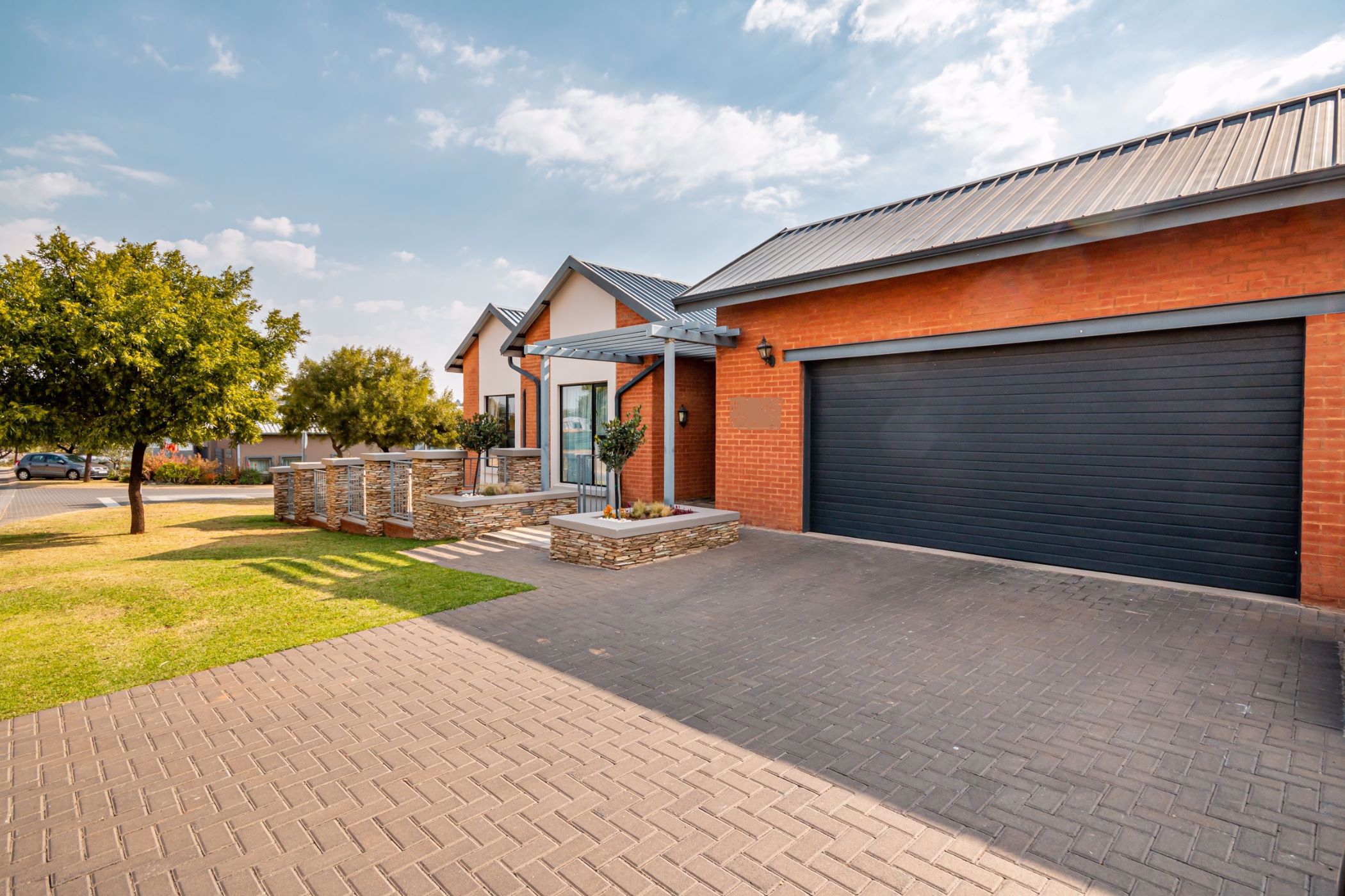 Double-storey house for sale in Copperleaf - 1CU1751322