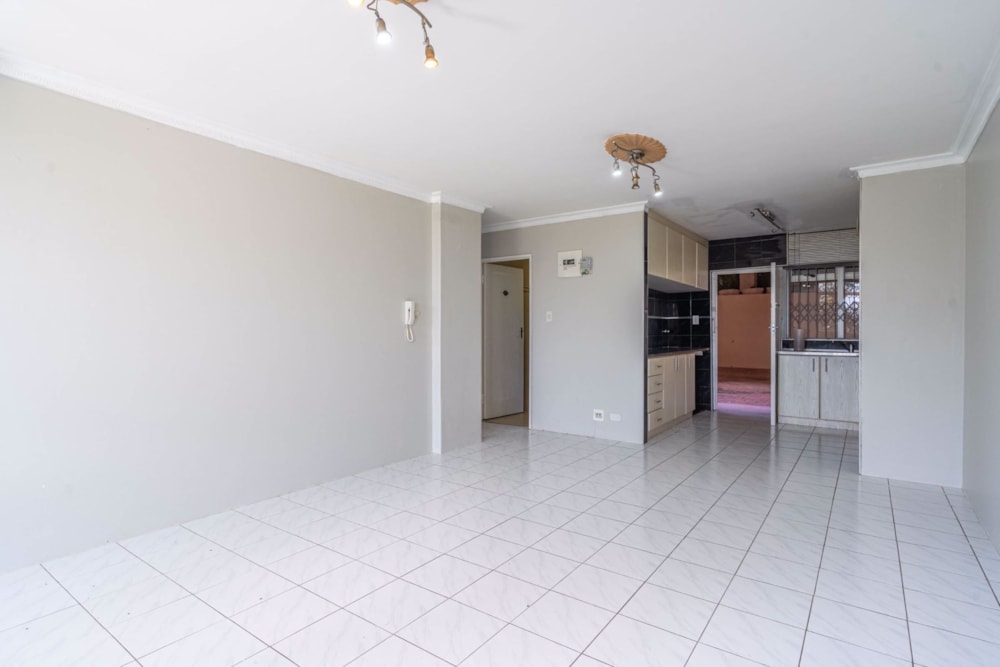 Townhouse to rent in Sherwood, Westville - 1WP1735334