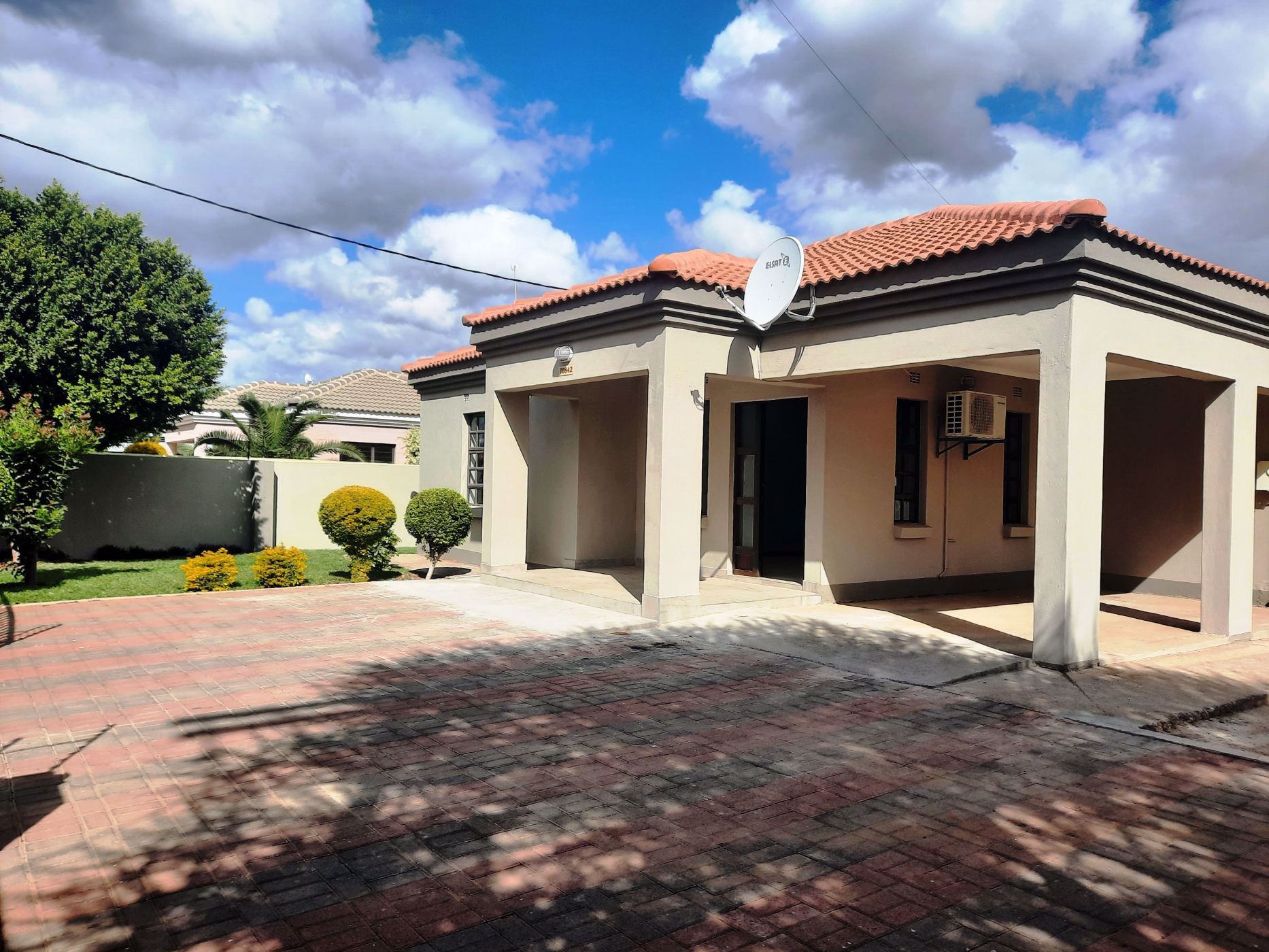 House let in Phakalane, Botswana - 3BO1680000