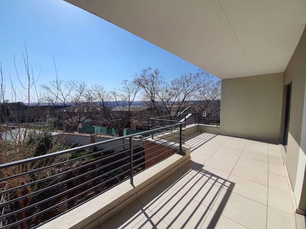 Apartment let in Dainfern Area - FYL1723915
