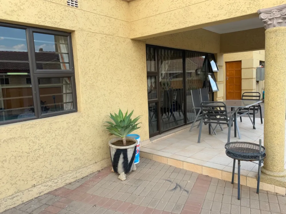 House to rent in Block 8, Botswana - 3BO1747800 House to rent in Block 8, Botswana - 3BO1747800