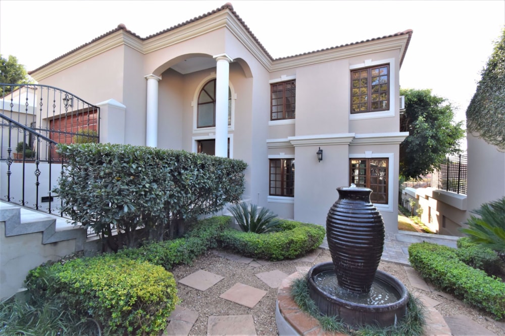 House to rent in Waterkloof Ridge - PTL1718853 House to rent in Waterkloof Ridge - PTL1718853