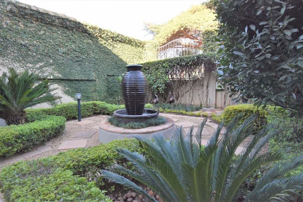 House to rent in Waterkloof Ridge - PTL1718853 House to rent in Waterkloof Ridge - PTL1718853