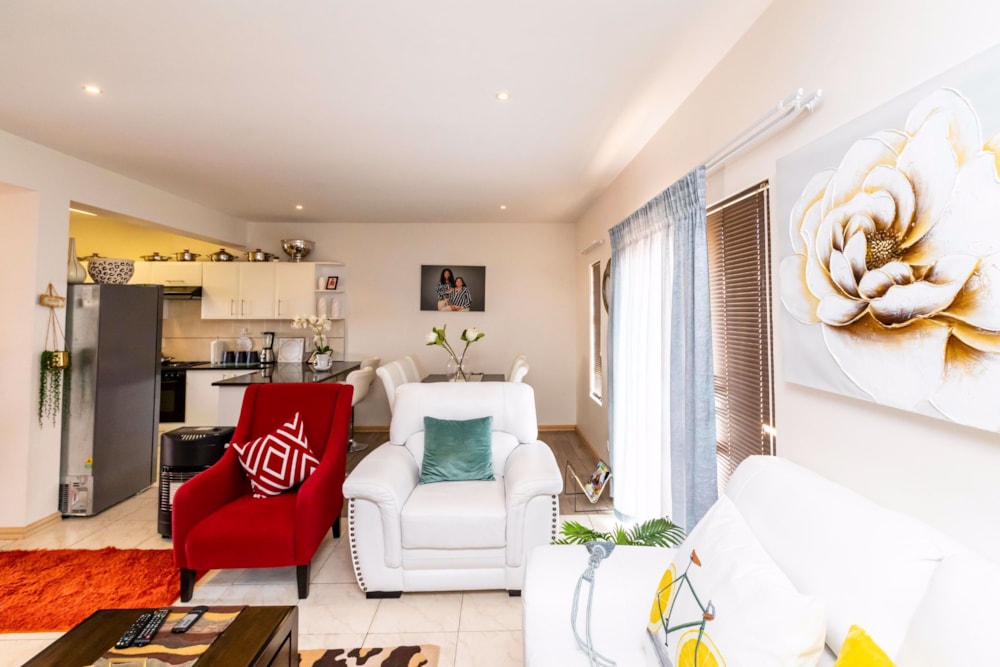 Townhouse for sale in Berea, East London - 1EZ1707195 Townhouse for sale in Berea, East London - 1EZ1707195