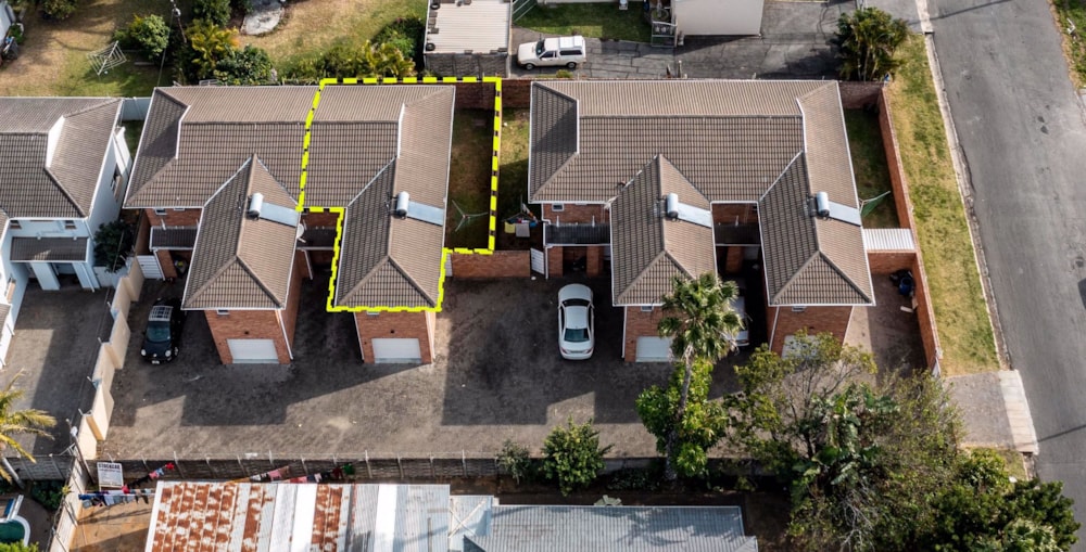 Townhouse for sale in Berea, East London - 1EZ1707195 Townhouse for sale in Berea, East London - 1EZ1707195