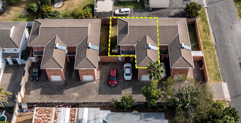 Townhouse for sale in Berea, East London - 1EZ1707193 Townhouse for sale in Berea, East London - 1EZ1707193