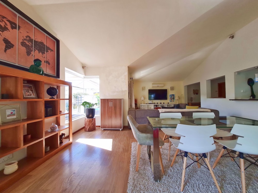 Single-storey house for sale in Petite Riviere Noire, Mauritius - MUR1733041 Single-storey house for sale in Petite Riviere Noire, Mauritius - MUR1733041