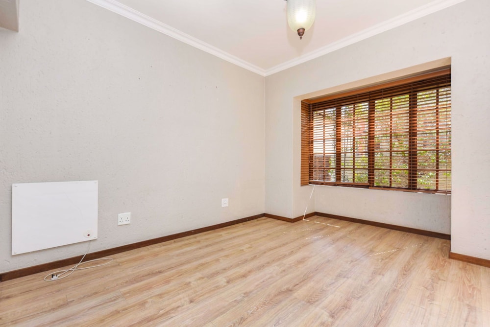 Townhouse for sale in Lonehill - FW1713818