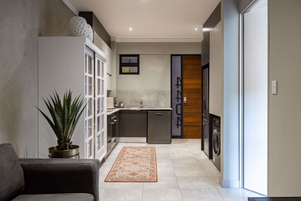 Apartment sold in Brooklyn, Pretoria East - PT1676459 Apartment sold in Brooklyn, Pretoria East - PT1676459