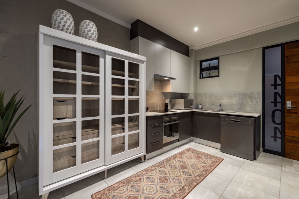 Apartment sold in Brooklyn, Pretoria East - PT1676459 Apartment sold in Brooklyn, Pretoria East - PT1676459