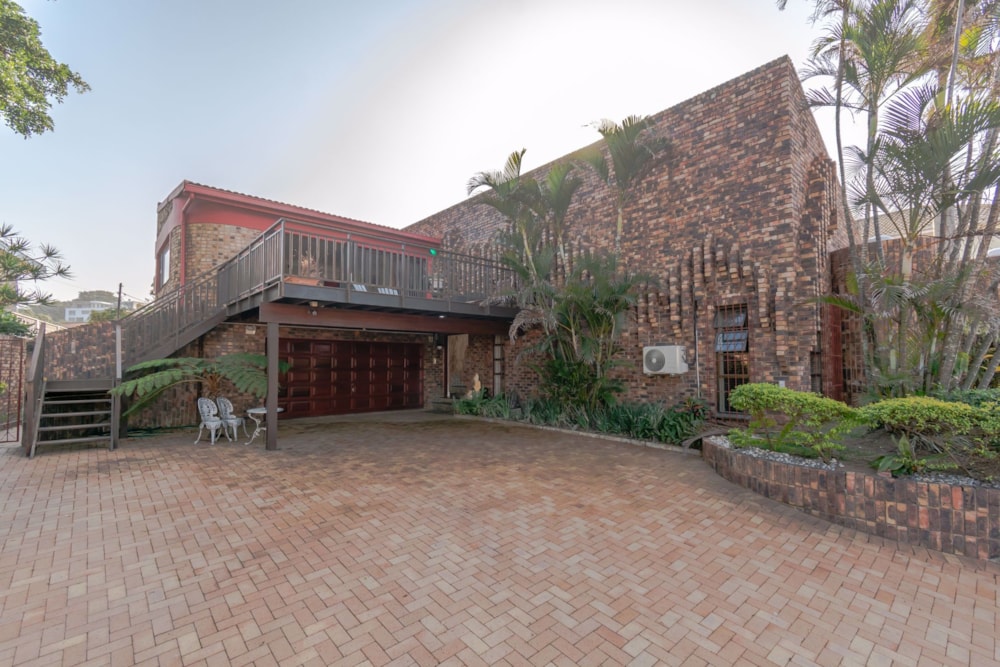 House for sale in La Lucia - 1ND1749087 House for sale in La Lucia - 1ND1749087