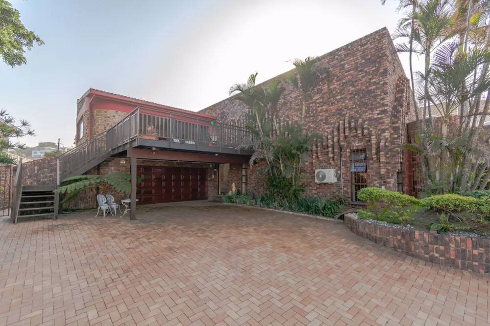 House for sale in La Lucia - 1ND1749087 House for sale in La Lucia - 1ND1749087