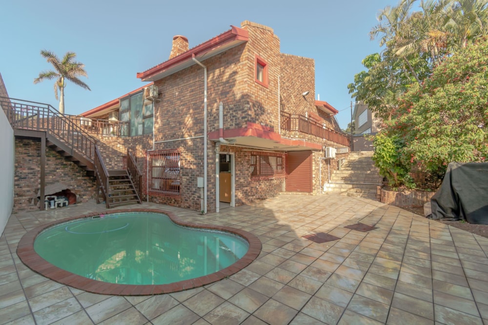 House for sale in La Lucia - 1ND1749087 House for sale in La Lucia - 1ND1749087