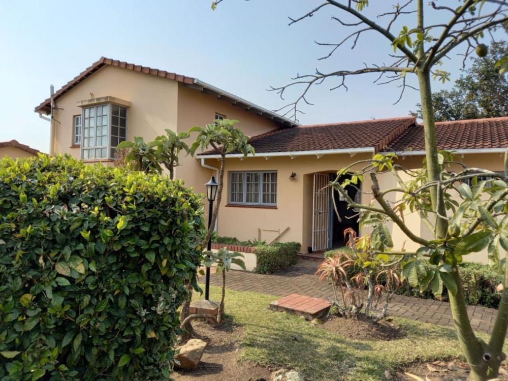 Townhouse to rent in Sherwood, Westville - 1WP1718253 Townhouse to rent in Sherwood, Westville - 1WP1718253