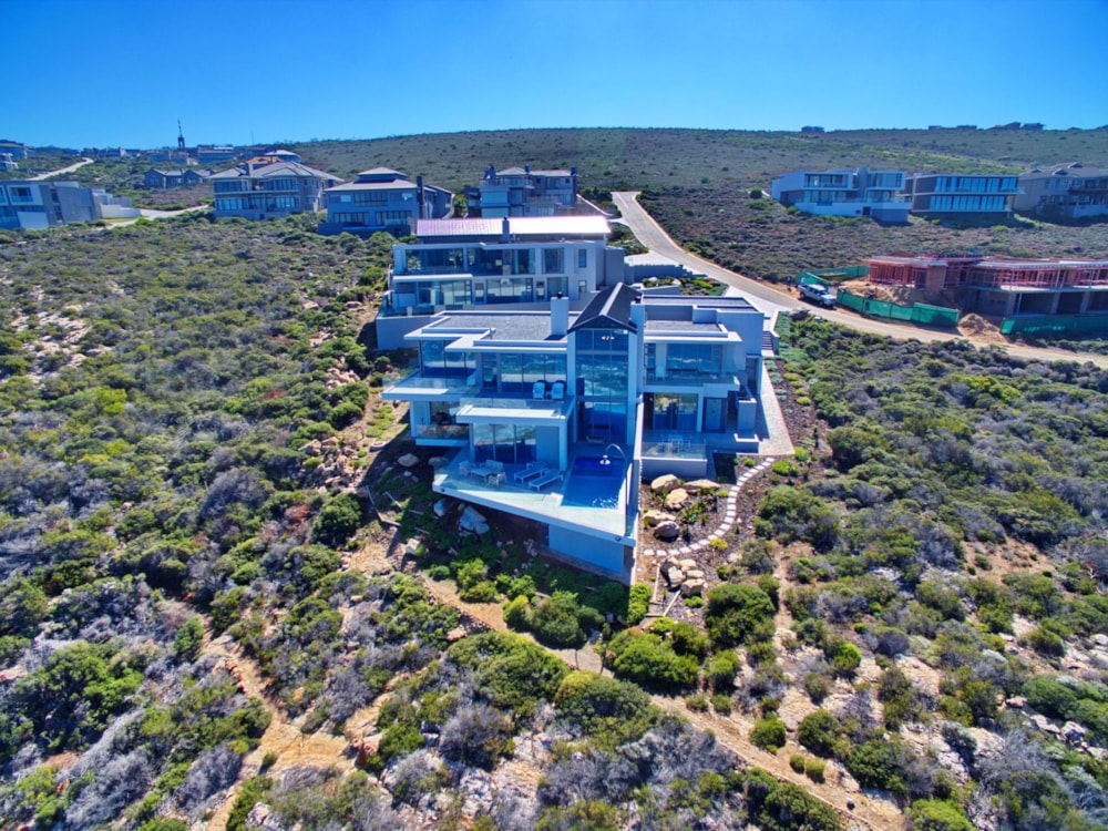 Double-storey house for sale in Pinnacle Point Golf Estate - 1MB1673046 Double-storey house for sale in Pinnacle Point Golf Estate - 1MB1673046