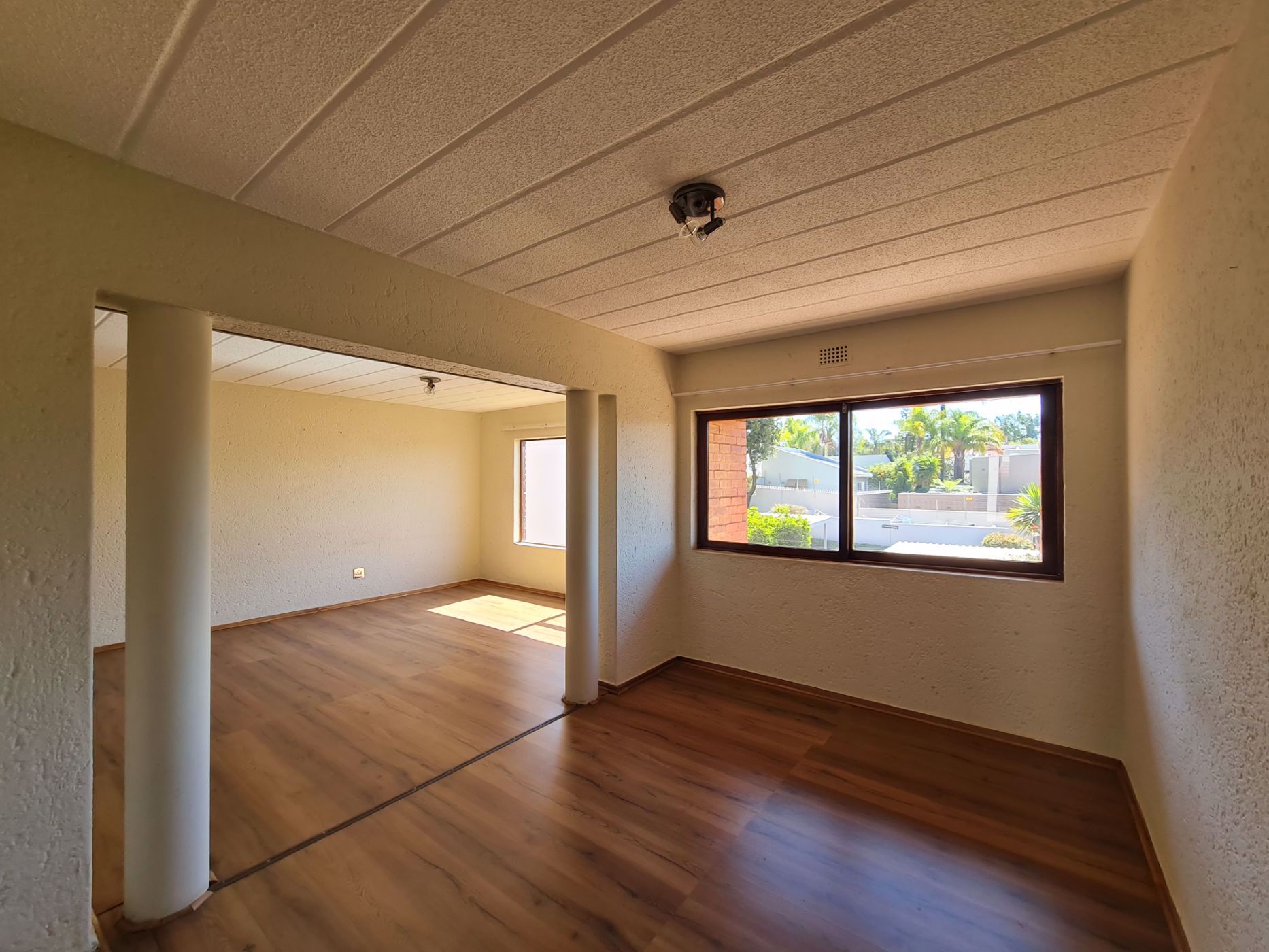 Apartment to rent in Morningside, Sandton - JBL1743656