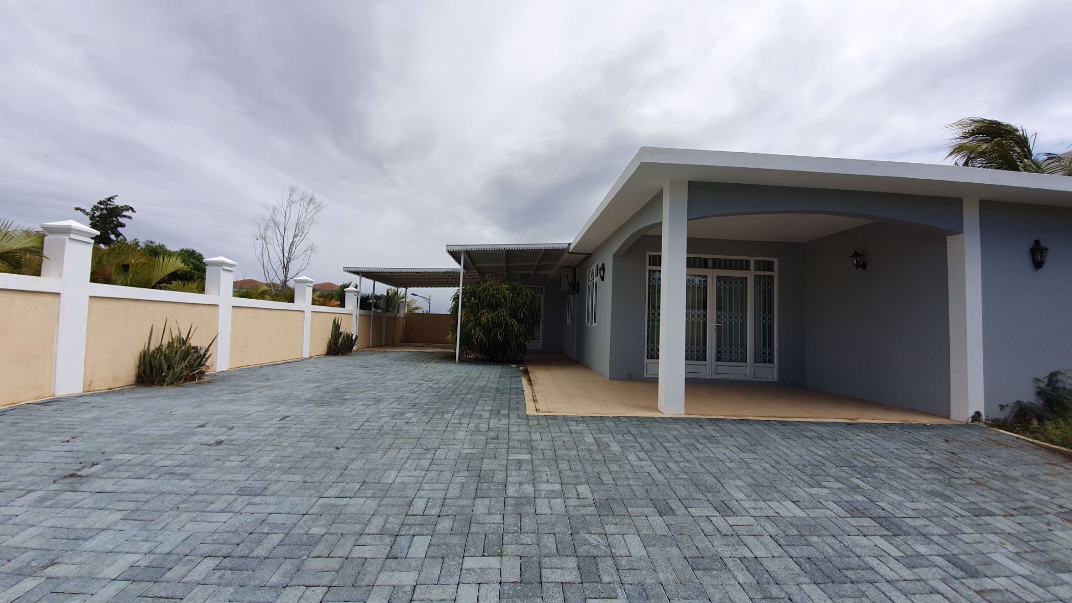 Single-storey house to rent in Flic en Flac, Mauritius - MUR1709530