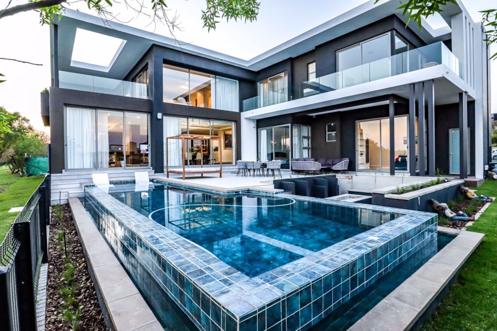 Double-storey house for sale in Steyn City - 1SY1715579 Double-storey house for sale in Steyn City - 1SY1715579