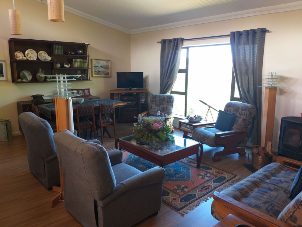 House for sale in Stilbaai Hoogte - 1SR1696987 House for sale in Stilbaai Hoogte - 1SR1696987