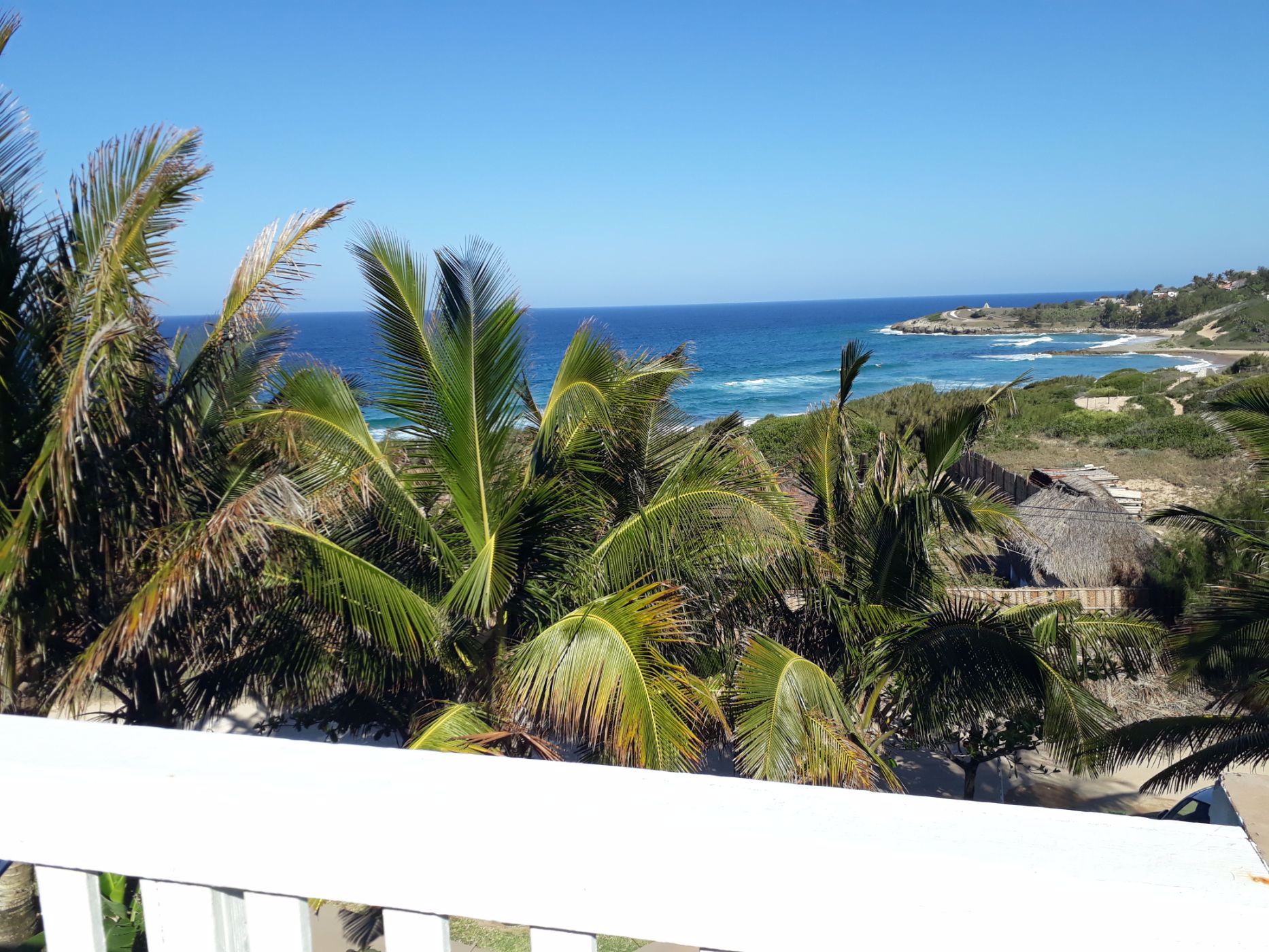 House for sale in Praia do Tofo, Mozambique - 3MQ1726368