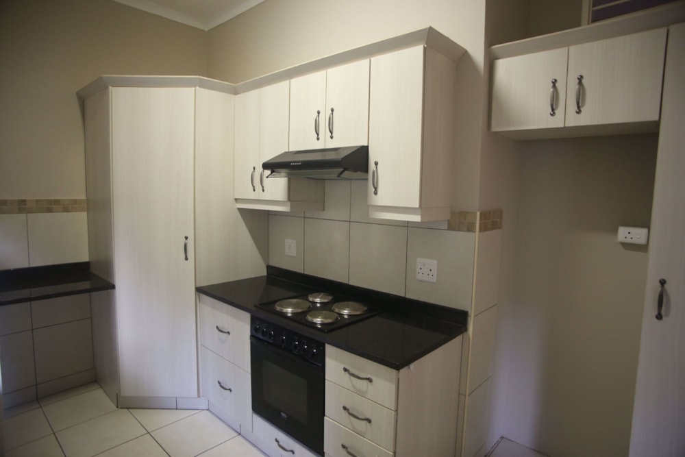 Townhouse for sale in Waterfall, Upper Highway - 1KF1646905