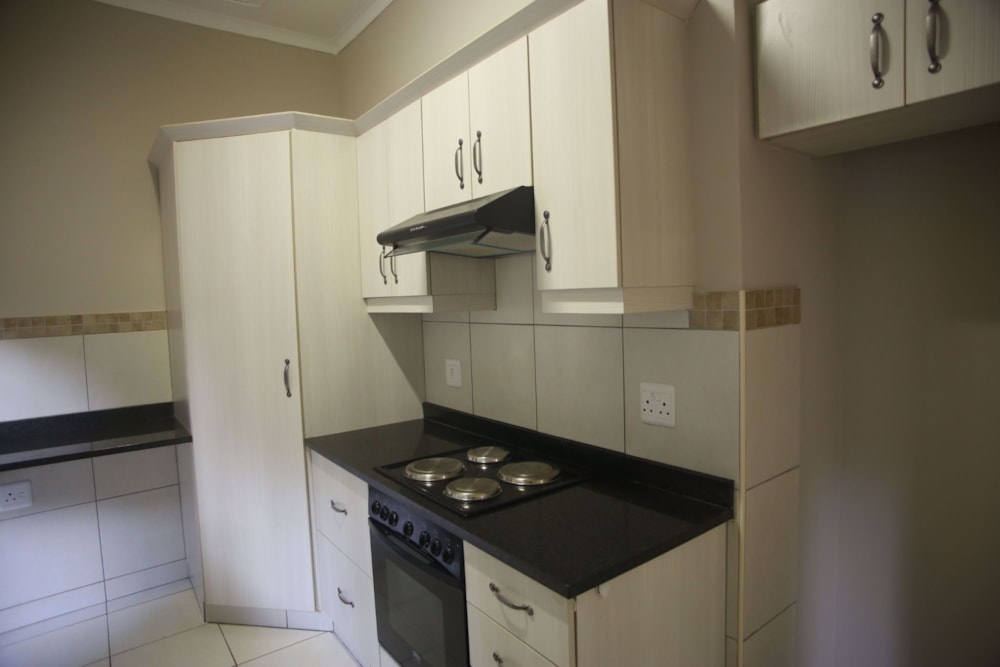 Townhouse for sale in Waterfall, Upper Highway - 1KF1646905