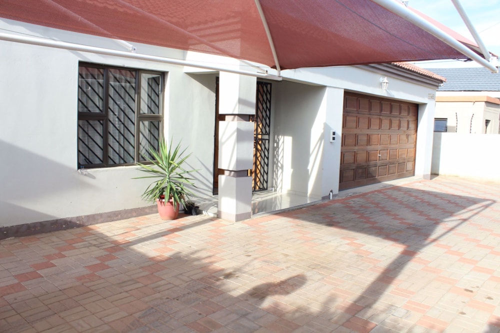 House let in Phase 4, Botswana - 3BO1694424