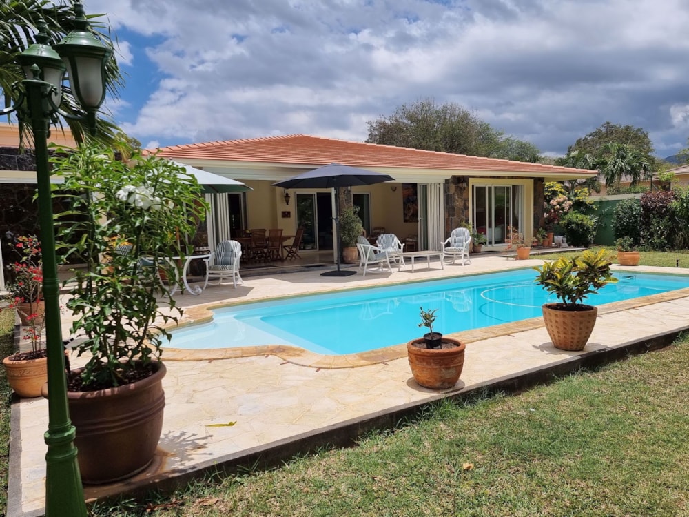 House to rent in Petite Riviere Noire, Mauritius - MUR1742629 House to rent in Petite Riviere Noire, Mauritius - MUR1742629