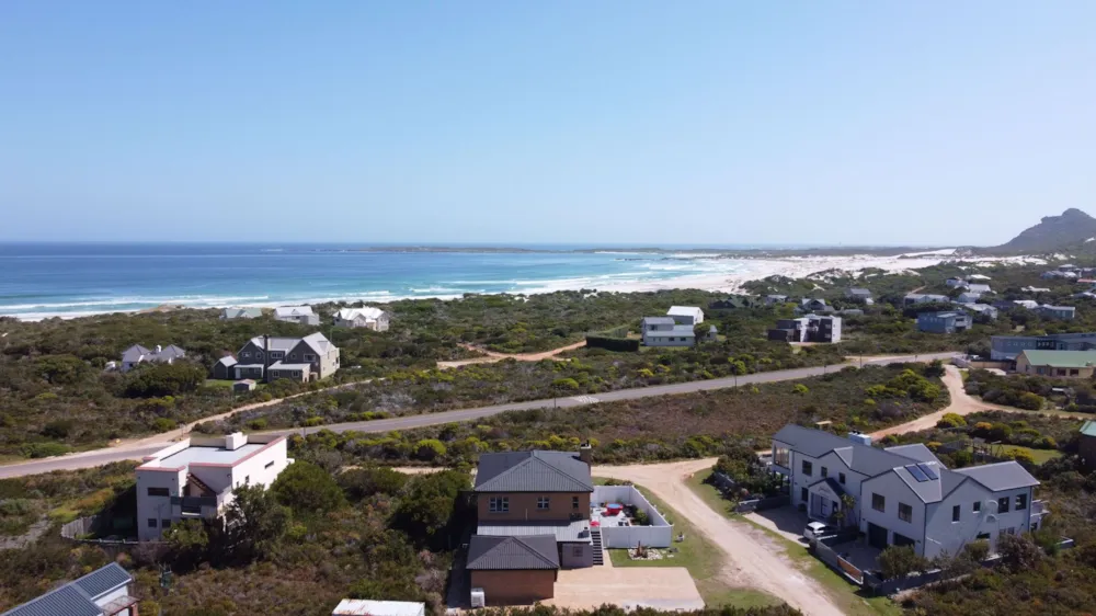 Double-storey house for sale in Bettys Bay - KN1724447 Double-storey house for sale in Bettys Bay - KN1724447