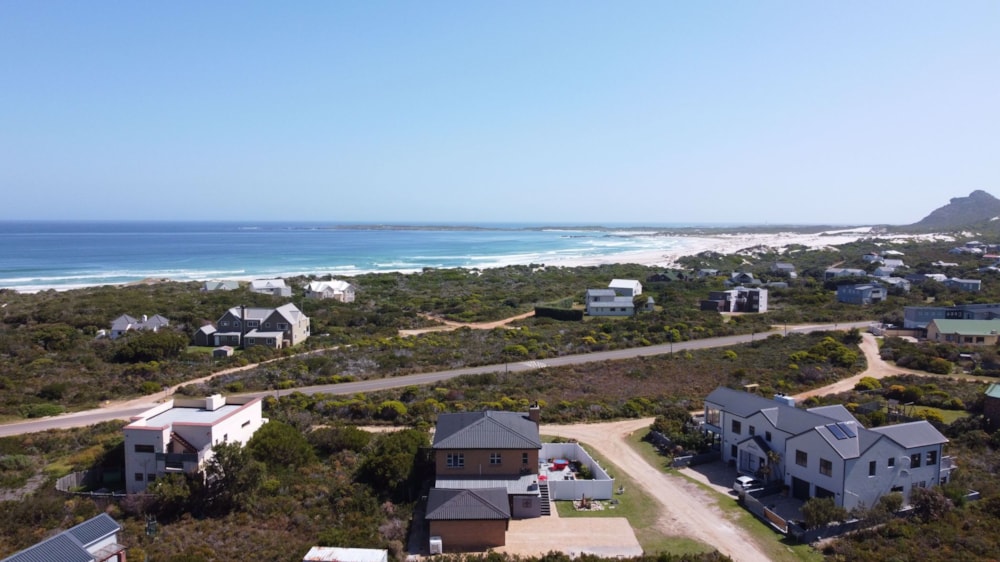 Double-storey house for sale in Bettys Bay - KN1724447 Double-storey house for sale in Bettys Bay - KN1724447