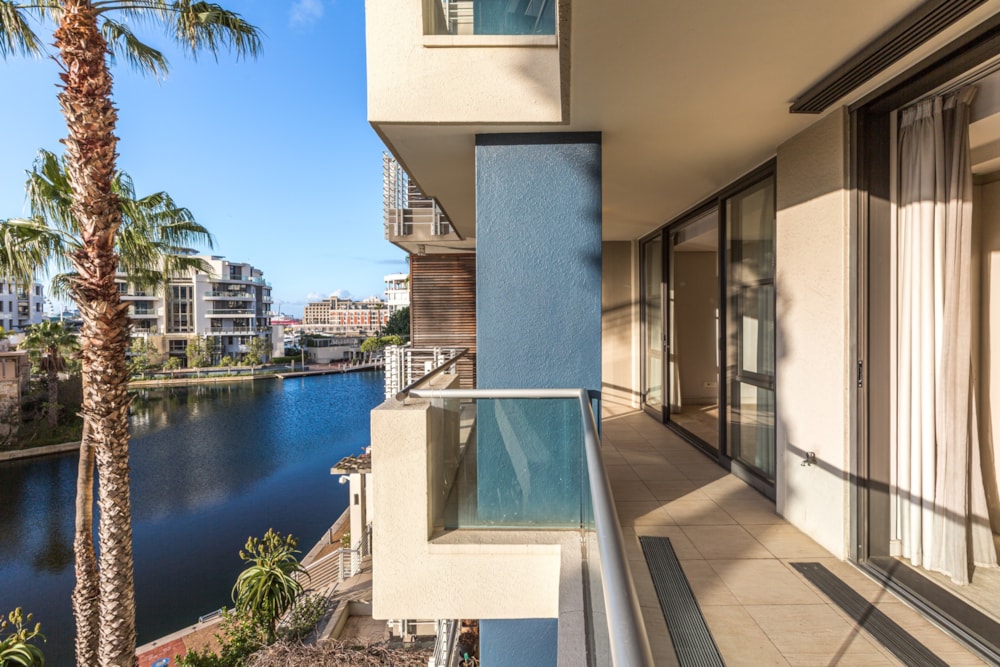 Apartment for sale in Waterfront, Cape Town - AS1701997